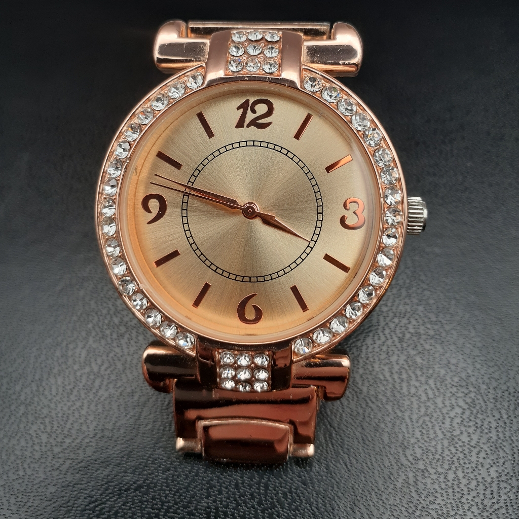 Ladies Quartz Watch